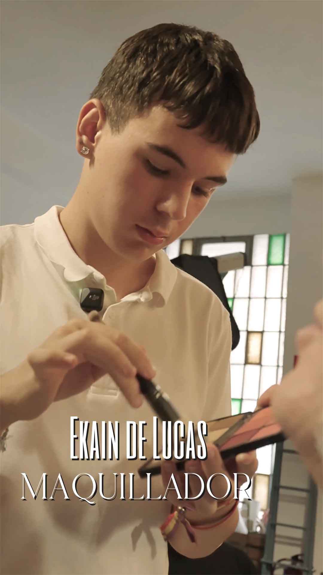 Ekain de Lucas es mucho más que un joven maquillador.
